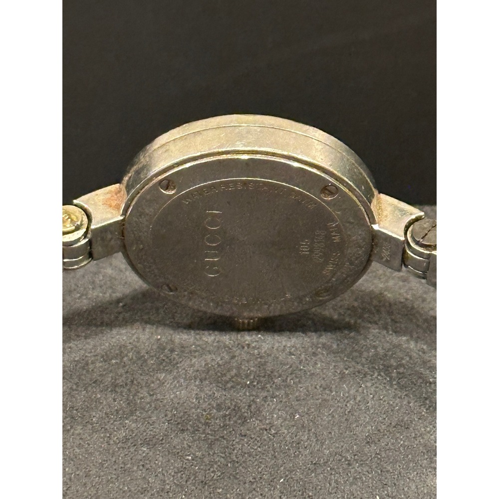 Gucci 105 Series Silver Stainless Steel Bangle Watch GG Monogram Dial Swiss Made